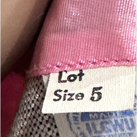 Gorgeous 1960's Vintage Colorful Floral Pique dress! 😍 - Picture 11 of 11